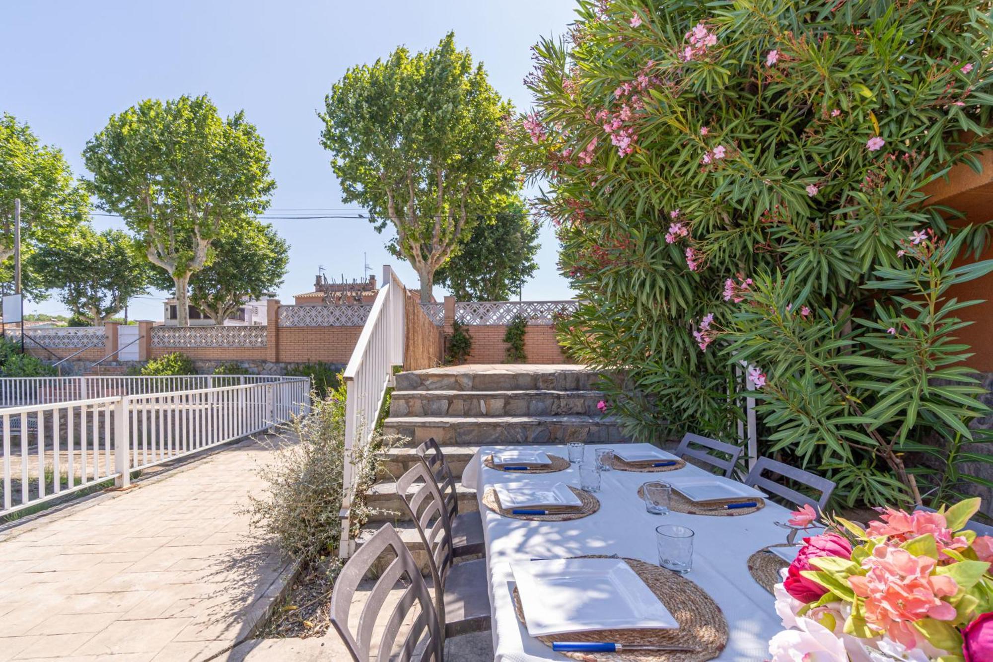 Jouvacations Villa Freser Empuriabrava Bagian luar foto