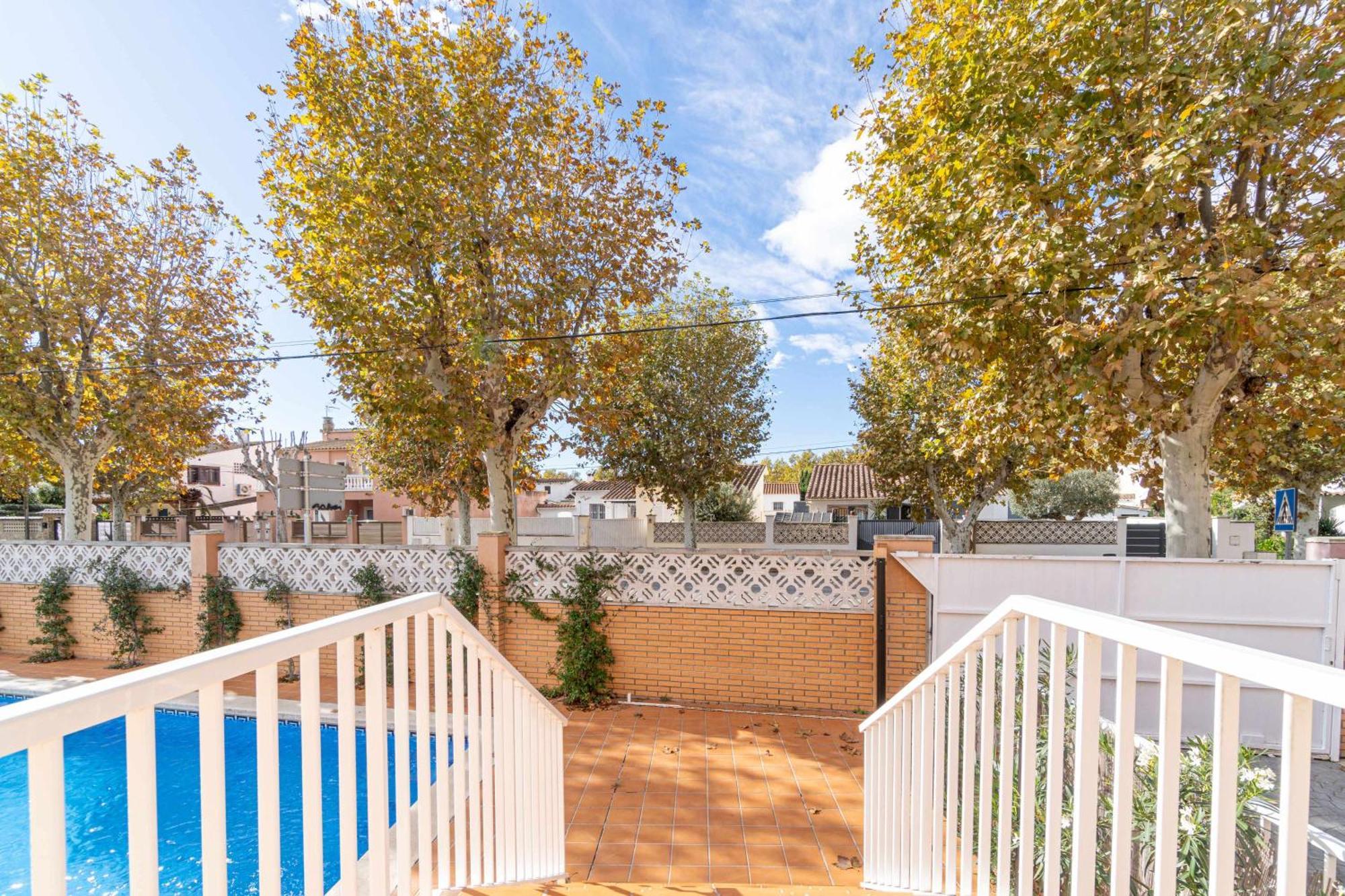 Jouvacations Villa Freser Empuriabrava Bagian luar foto